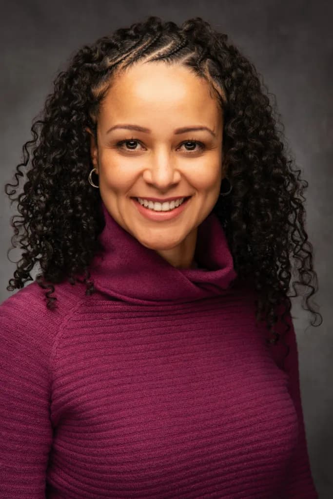 Dr. Ana Carolina Teixeira Santos